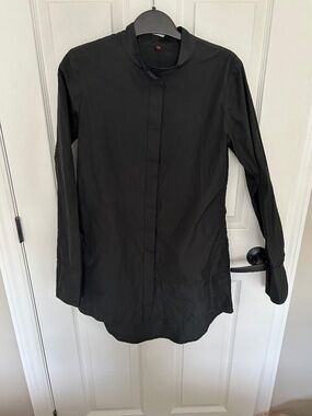 Katharina Hovman Black blouse
